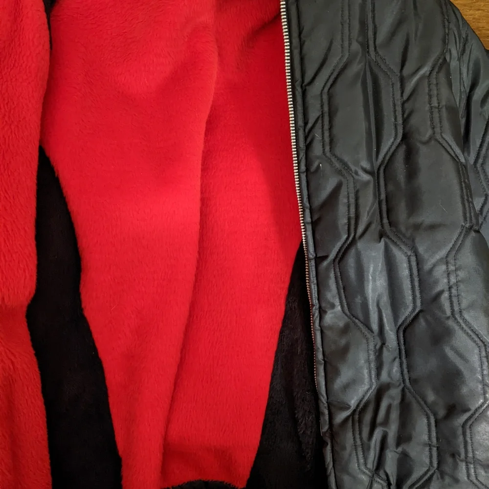 Ski Jacket - Picture 6 of 8